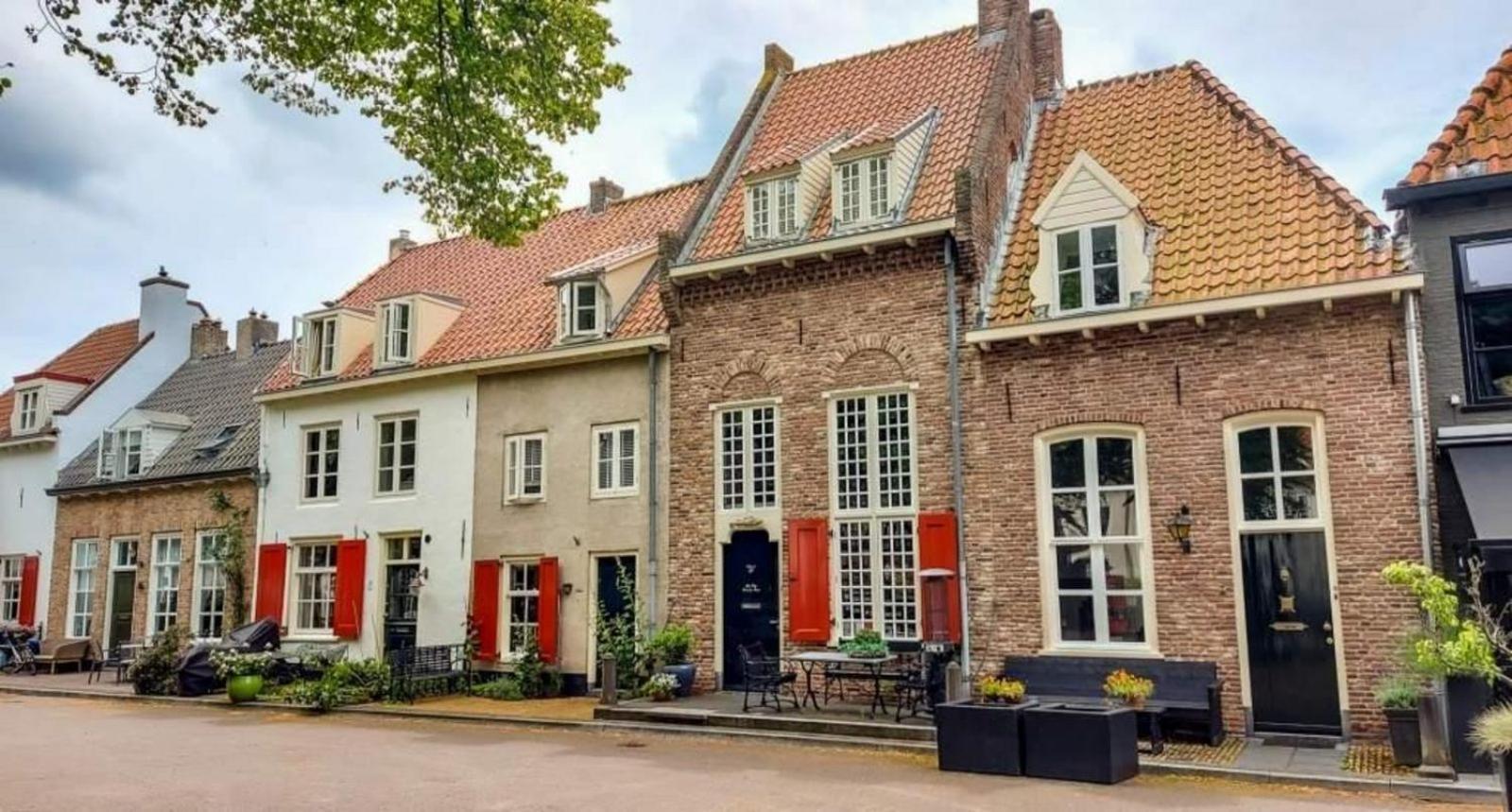 Bungalowpark Het Verscholen Dorp Хардевайк Екстериор снимка