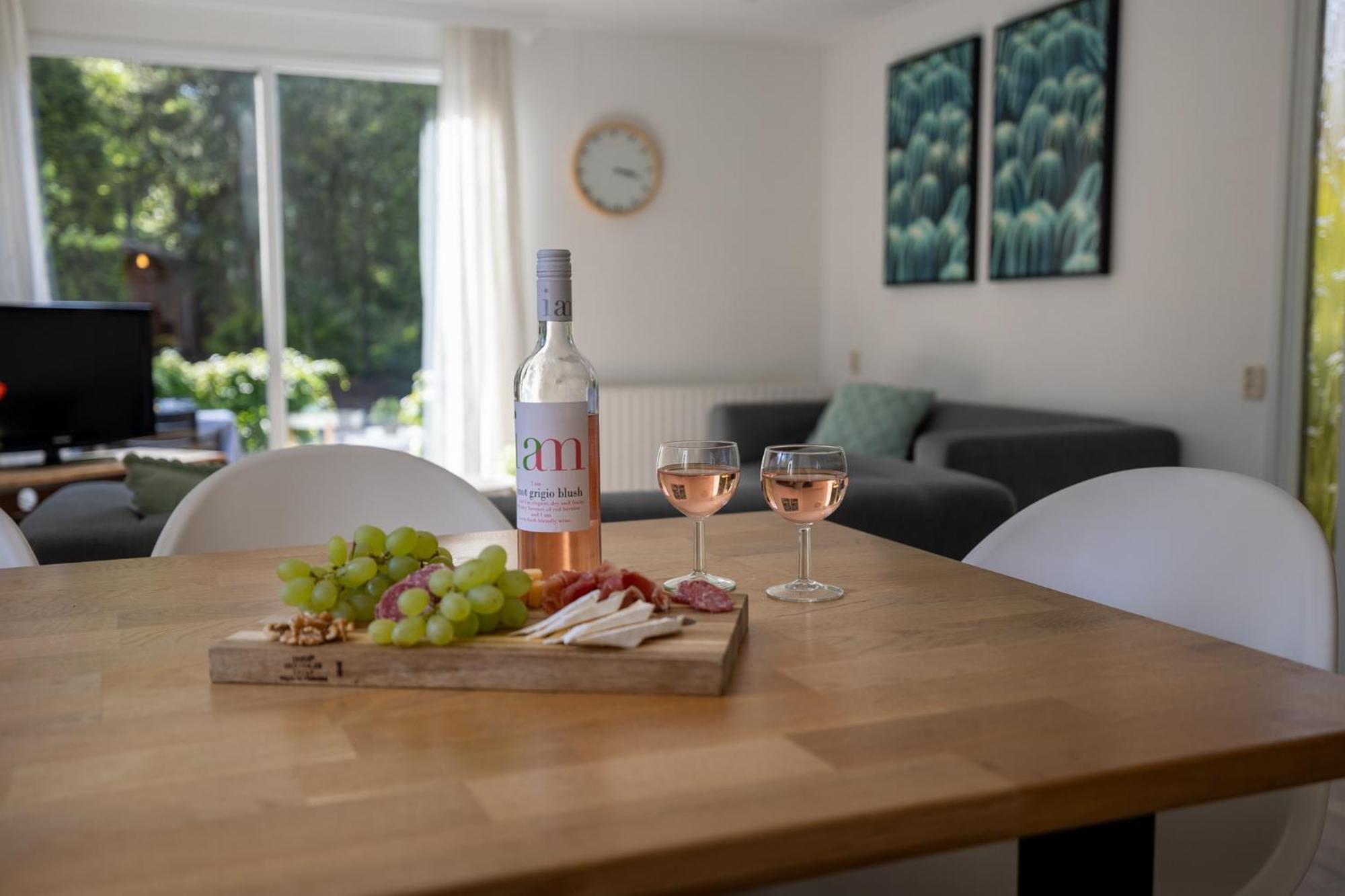 Bungalowpark Het Verscholen Dorp Хардевайк Екстериор снимка
