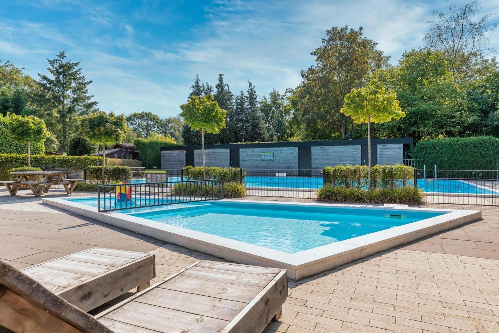 Bungalowpark Het Verscholen Dorp Хардевайк Екстериор снимка